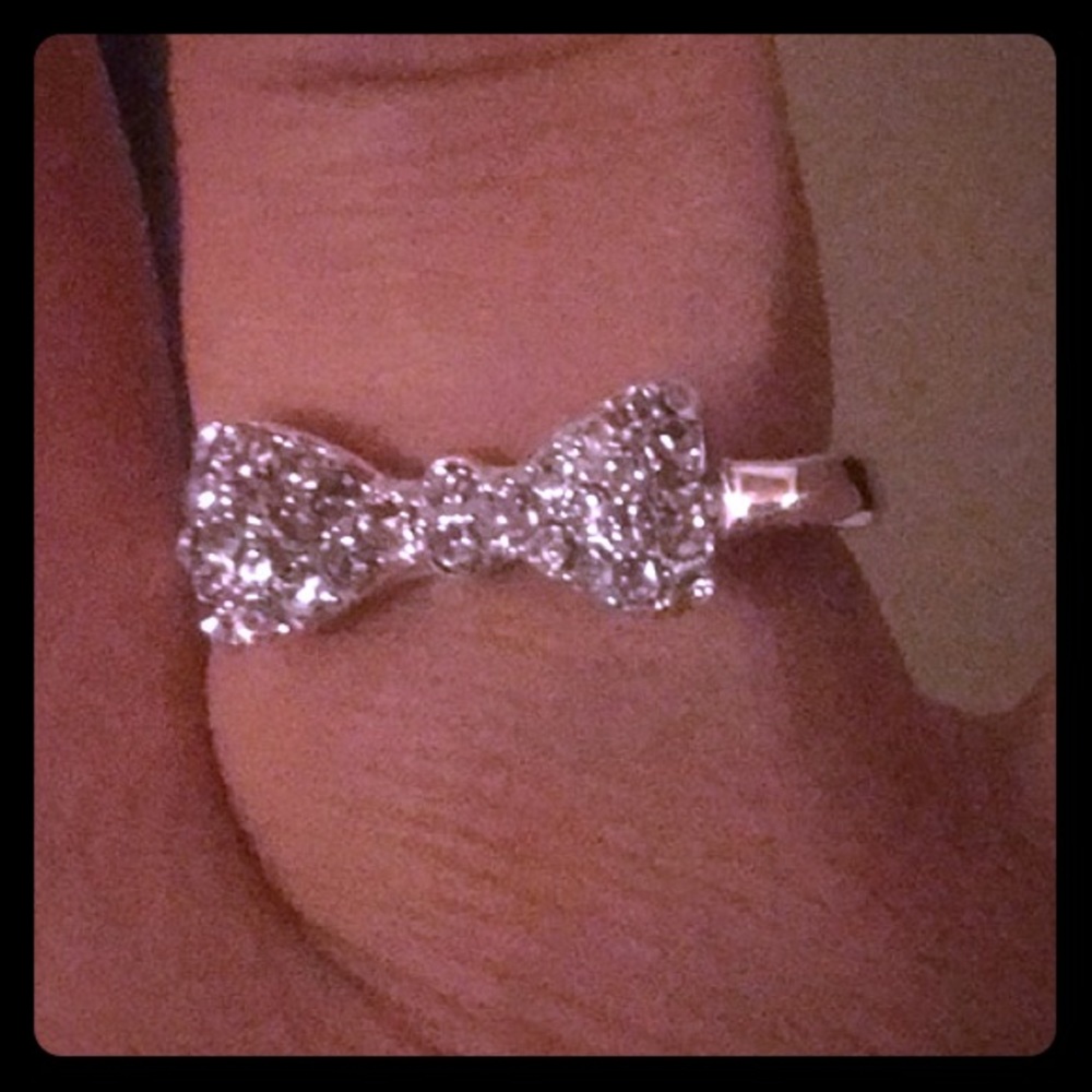 CZ ENCRUSTED Silver Sparkling Seasonal Bow Ring